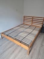 Bed + nachtkastje en spiegel, Huis en Inrichting, Ophalen of Verzenden, Gebruikt, Tweepersoons, 200 cm