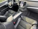Volvo XC90 2.0 D5 AWD R-DESIGN 7P *NETTE AUTO*, Auto's, Gebruikt, 4 cilinders, 7 stoelen, 226 €/maand