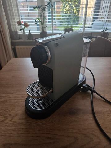 Nespresso Krups koffiezetapparaat  beschikbaar voor biedingen