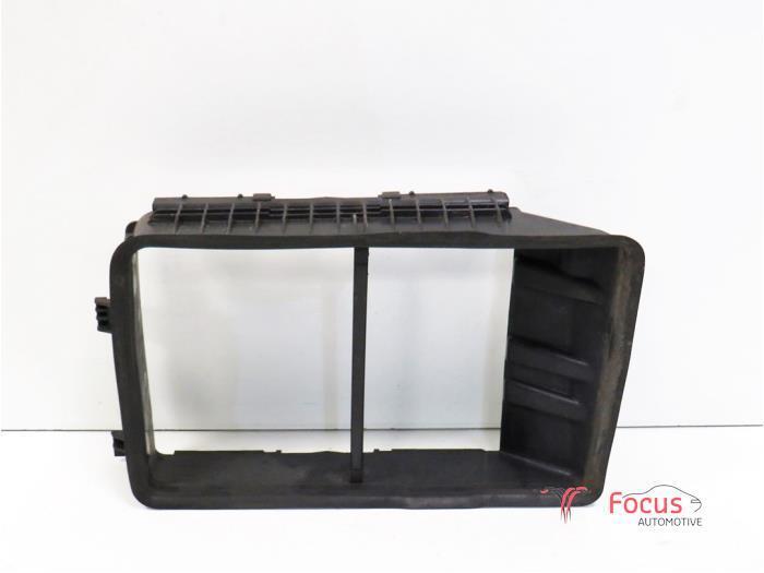 Luchtgeleider van een Renault Espace, Auto-onderdelen, Motor en Toebehoren, Renault, Gebruikt, 6 maanden garantie, 12 maanden garantie