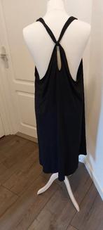 Zwarte damestop nr.1, Zwart, Maat 42/44 (L), Ophalen of Verzenden, Zonder mouw