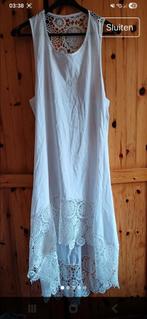 Mooie witte asymetrische jurk met kant, maat L, Wit, Maat 42/44 (L), Ophalen of Verzenden, Zo goed als nieuw