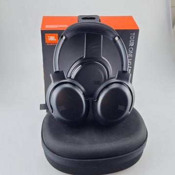 JBL tour one M2 koptelefoon draadloos beschikbaar voor biedingen