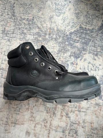 Zwarte Werkschoenen - Maat 42 beschikbaar voor biedingen