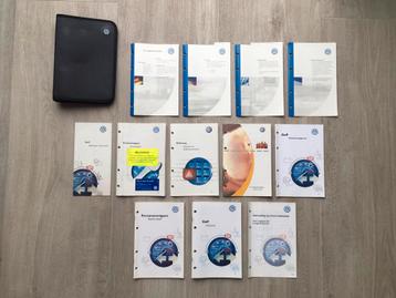 Instructieboekje Volkswagen VW Golf 4 2000 in boordmap beschikbaar voor biedingen