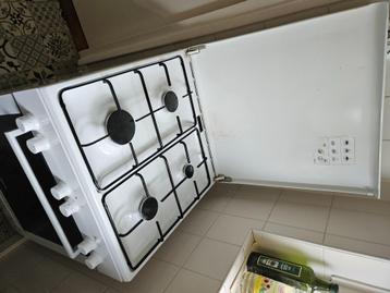 Bosch gasfornuis met oven beschikbaar voor biedingen