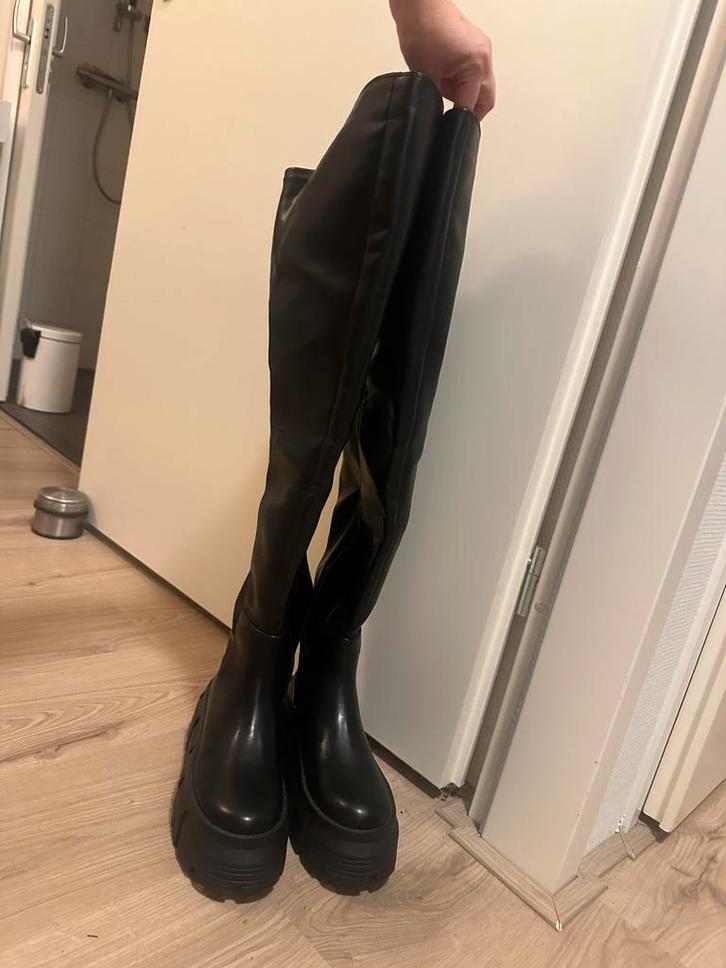 BUFFALO overknee boots, Kleding | Dames, Schoenen, Nieuw, Hoge laarzen, Zwart, Ophalen of Verzenden