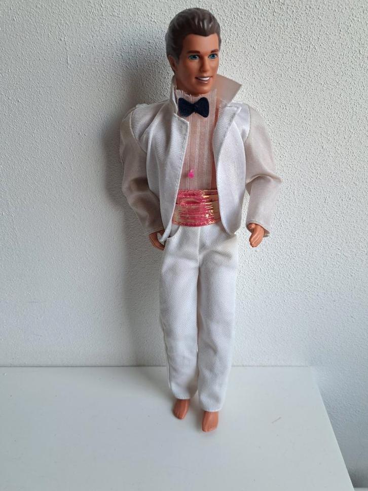Smoking outfit 2 voor ken van barbie excl pop, Verzamelen, Poppen, Gebruikt, Kleertjes, Ophalen of Verzenden