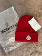 Moncler muts beanie rood nieuw, Verzenden, Nieuw, Overige maten, Muts