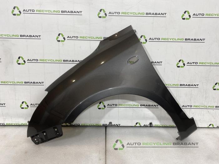 Scherm links-voor van een Suzuki Swift, Gebruikt, -, -, Ophalen of Verzenden