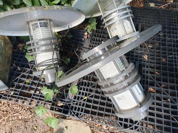 9 x Armatuur Hess Oslo type 650 zilvergrijs evt + muursteun beschikbaar voor biedingen