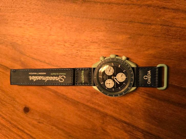 Omega Swatch Speedmaster - Mission to Earth - NIEUW, Sieraden, Tassen en Uiterlijk, Horloges | Heren, Nieuw, Omega, Kunststof
