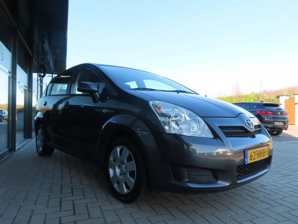 Toyota VERSO 1.6 VVT-I Terra Airco Cruise Leder Trekhaak 200, Auto's, Toyota, 13 km/l, Gebruikt, 4 cilinders, Stoelverwarming