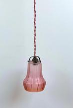 Franse antieke glazen hanglamp met roze lamp glas, Antiek en Kunst, Ophalen of Verzenden