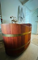 Hout badkuip incl brass taps | Solid teakwood | Scandinavian, Huis en Inrichting, Badkamer | Complete badkamers, Gebruikt, Ophalen