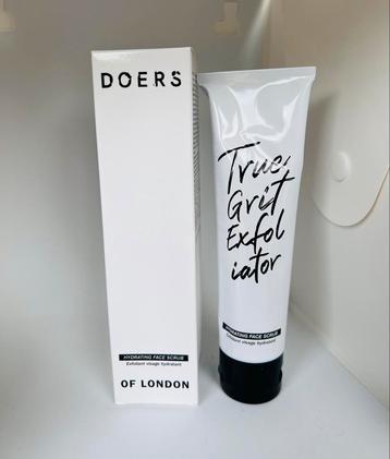 Doers of London Hydrating Face Scrub - Nieuw beschikbaar voor biedingen