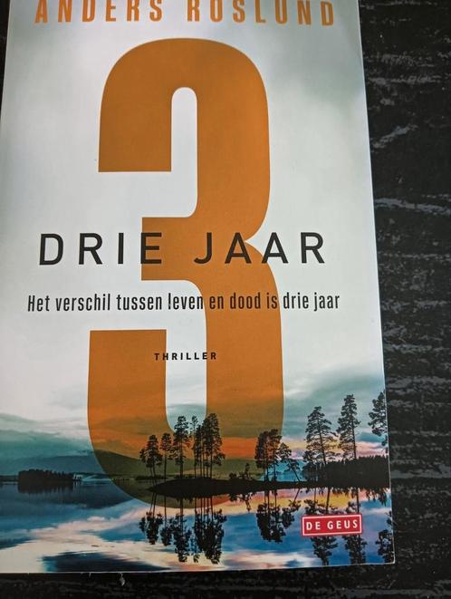 Anders Roslund - Drie jaar, Boeken, Thrillers, Zo goed als nieuw, Nederland, Ophalen of Verzenden