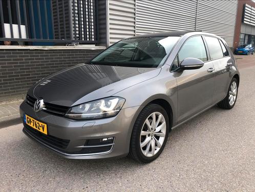 Volkswagen Golf 1.6 TDI HIGHLINE // DSG // PANO // LED //, Auto's, Volkswagen, Bedrijf, Golf, ABS, Achteruitrijcamera, Adaptieve lichten