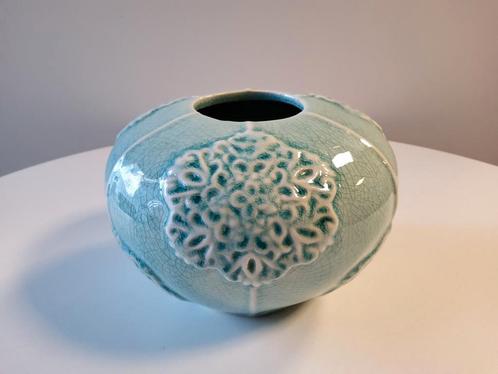 Prachtige vaas van VILLA COLLECTION DENMARK. Porselein., Huis en Inrichting, Woonaccessoires | Vazen, Zo goed als nieuw, Wit, Minder dan 50 cm