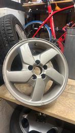 Volvo velg 16 inch auriga 240/740/940. 1 losse velg, Ophalen of Verzenden, Zo goed als nieuw