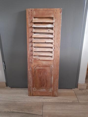 Oude Louvreluik - Landelijke Stijl beschikbaar voor biedingen