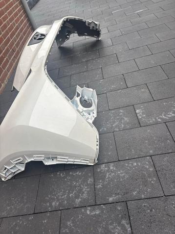 Voorbumper Toyota Aygo X (2023) beschikbaar voor biedingen