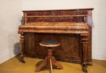 Fraaie Erard piano uit 1870 beschikbaar voor biedingen