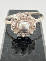 Ringen Zeeuwse knoop, Sieraden, Tassen en Uiterlijk, Ringen, Ophalen of Verzenden, Zo goed als nieuw, 17 tot 18, Dame