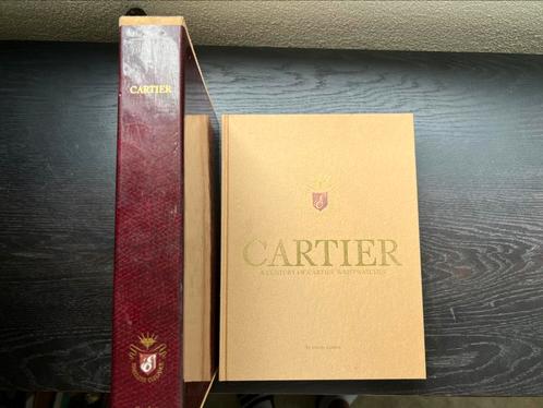 George Gordon: “Cartier, a Century of Cartier wristwatches”, Boeken, Hobby en Vrije tijd, Zo goed als nieuw, Overige onderwerpen