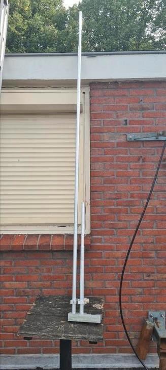 J  antenne  fm  beschikbaar voor biedingen