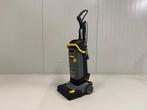 KARCHER SCHROBMACHINE BR 30/4 C 2022, Ophalen of Verzenden, Zo goed als nieuw, Schrobmachine