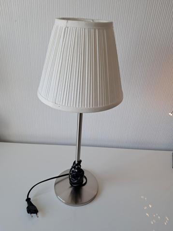IKEA Tafellamp beschikbaar voor biedingen