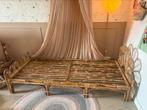 Superleuk meisjesbed Boho bamboe waaier naturel pauw bloem, Ophalen, 70 tot 85 cm, Zo goed als nieuw, Lattenbodem