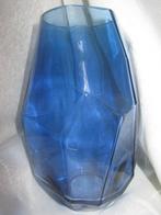 Glazen vaas; blauw glas, Huis en Inrichting, Woonaccessoires | Vazen, Minder dan 50 cm, Glas, Blauw, Ophalen of Verzenden