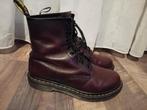 Dr Martens Maat 41, Lage of Enkellaarzen, Ophalen of Verzenden, Zo goed als nieuw, Rood