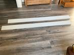 Twee witte MDF planken, Doe-het-zelf en Verbouw, Hout en Planken, Ophalen, Minder dan 25 mm, Zo goed als nieuw, Plank