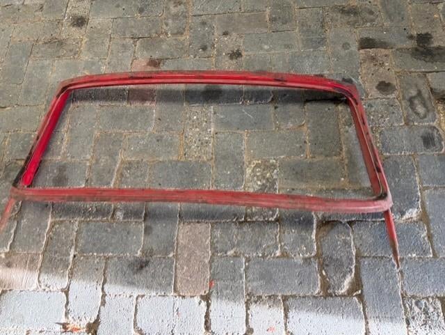 Triumph spitfire MK1-2-3 en TR4-5-250-6 ruitframe, Ophalen