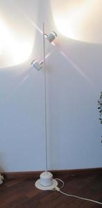 Vloerlamp Wit - Metaal, Huis en Inrichting, Lampen | Vloerlampen, Ophalen, Gebruikt, Metaal, 150 tot 200 cm