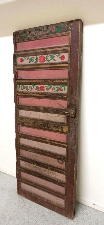 Vintage Marokkaanse deur, 177 cm x 71,5 cm beschikbaar voor biedingen