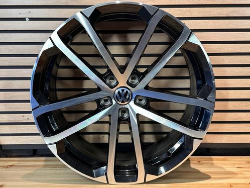19" Nogaro Fits VW Golf 5/6/7/8 Caddy/Touran 5x112 et45, Auto-onderdelen, Banden en Velgen, Velg(en), 19 inch, 235 mm, Personenwagen