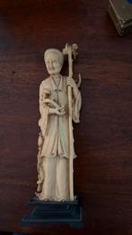 Oosters beeldje van een wijze man met staf, Ophalen, Gebruikt, Religie