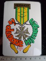 sticker vierdaagse nijmegen 4daagse medaille, Ophalen of Verzenden, Zo goed als nieuw, Bedrijf of Vereniging