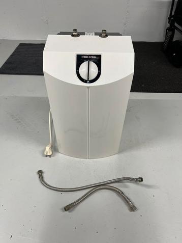 Warm water boiler beschikbaar voor biedingen