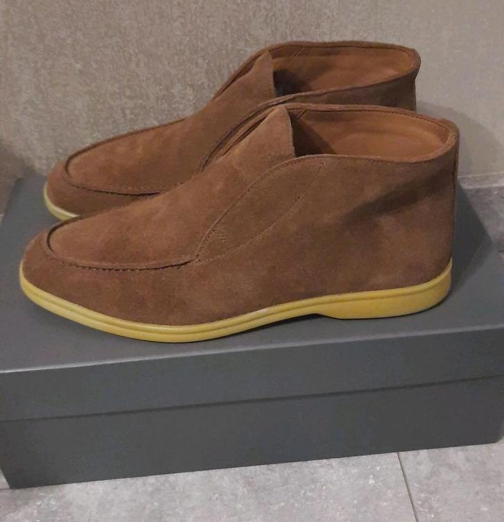 HoN Loafers Bruin Suede - Maat 39 - Nieuw!, Kleding | Dames, Schoenen, Nieuw, Instappers, Bruin, Ophalen of Verzenden