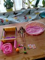 Mattel Barbie met zwembad NIET GRATIS!, Kinderen en Baby's, Speelgoed | Poppen, Gebruikt, Ophalen of Verzenden, Barbie