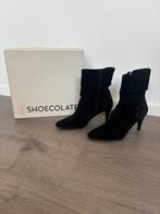 Shoecolate zwarte suède laarsjes maat 40 – zo goed als nieuw, Shoecolate, Zwart, Lage of Enkellaarzen, Ophalen of Verzenden
