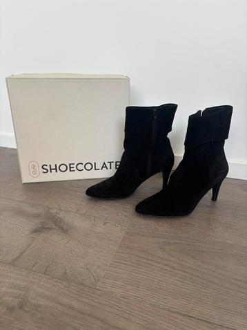 Shoecolate zwarte suède laarsjes maat 40 – zo goed als nieuw beschikbaar voor biedingen