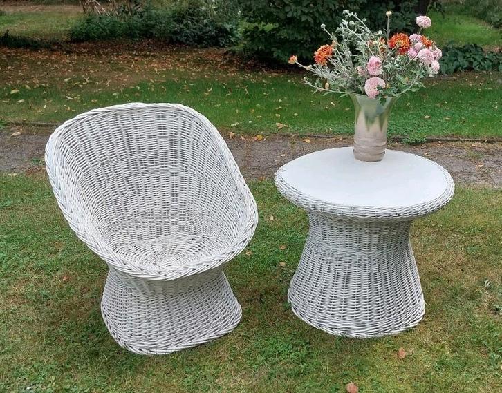 Rieten, Rotan vintage setje, wit!, Tuin en Terras, Overige Tuin en Terras, Gebruikt, Ophalen