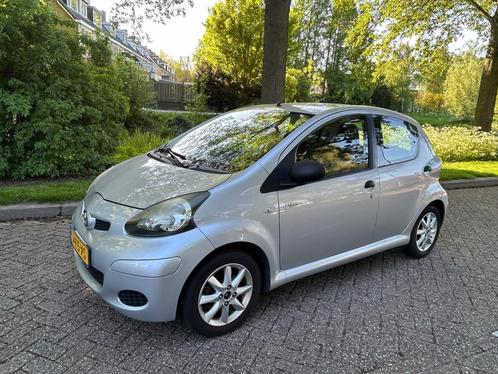 Toyota Aygo 1.0-12V Access 2009 5-deurs! Stuurbekrachtiging!, Auto's, Toyota, Bedrijf, Te koop, Aygo, ABS, Airbags, Electronic Stability Program (ESP)