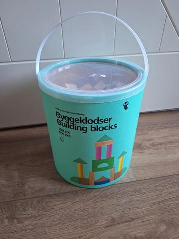 Nieuwstaat! Blokkenton blokkenemmer tbv goed doel  beschikbaar voor biedingen